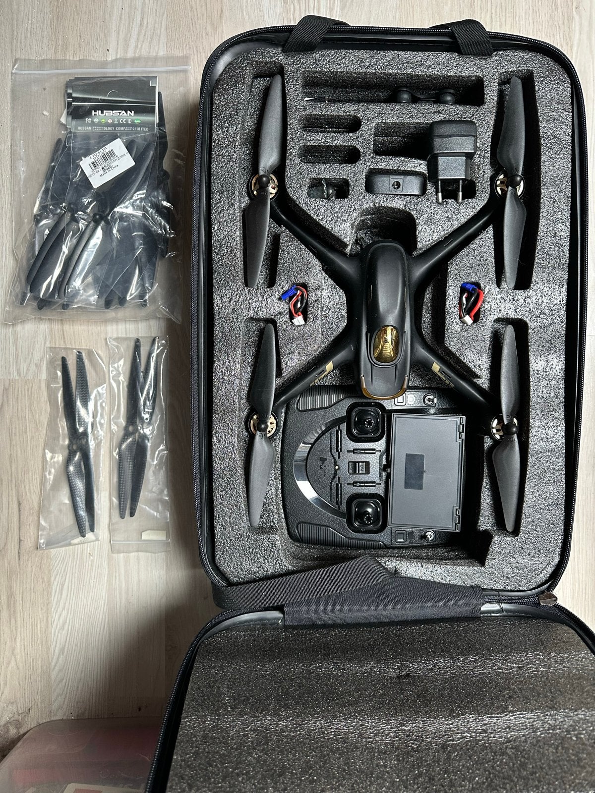 Hubsan H501S X4 Drone met FPV, GPS en extra propellers, 250 tot 900 gram, Gebruikt, Cameradrone, 100 tot 1000 meter