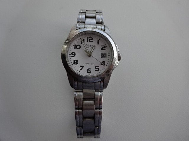 Casio dameshorloge met datumaanduiding / zilver / 23 mm, Overige merken, Staal, Staal, Polshorloge