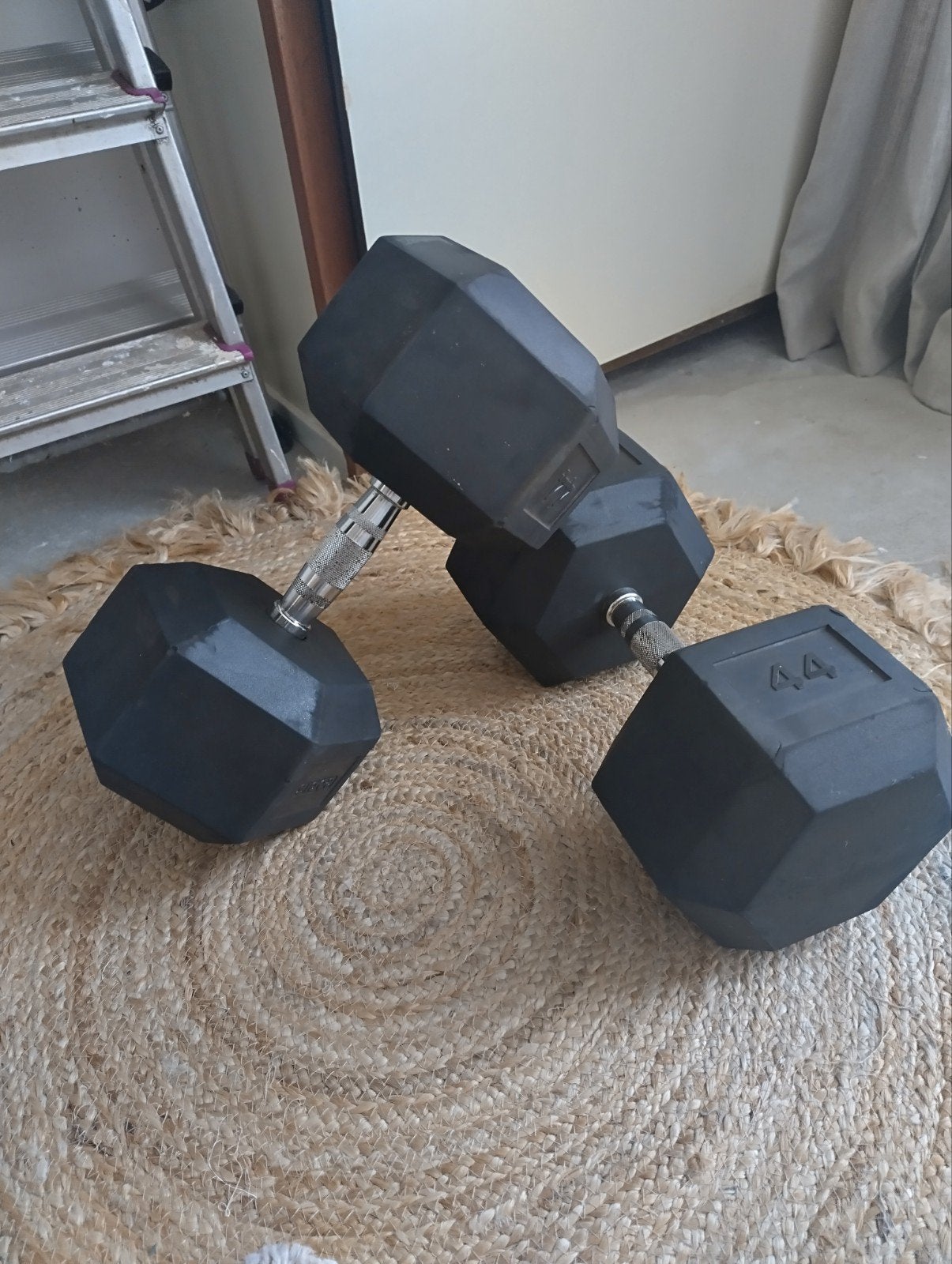 44 Kg Hexagon Dumbells set 88 Kg Hexa chroom handle, Ophalen of Verzenden, Gebruikt, Benen, Dumbbell