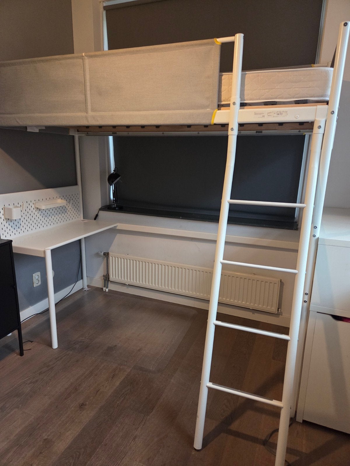 IKEA Vitval Hoogslaper met bureau en matras, Ophalen, Gebruikt, Eenpersoons, 90 cm