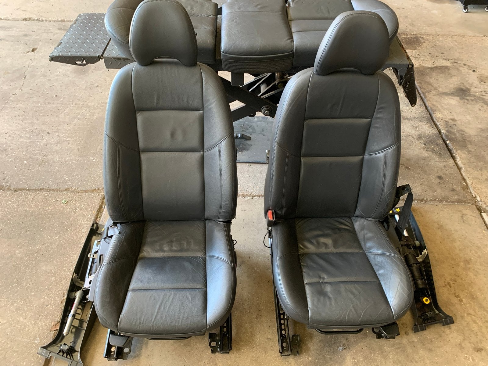 Zwart Lederen Volvo V50 Interieur in nette staat, Ophalen, Gebruikt, Info@volvocars.com, Beesd