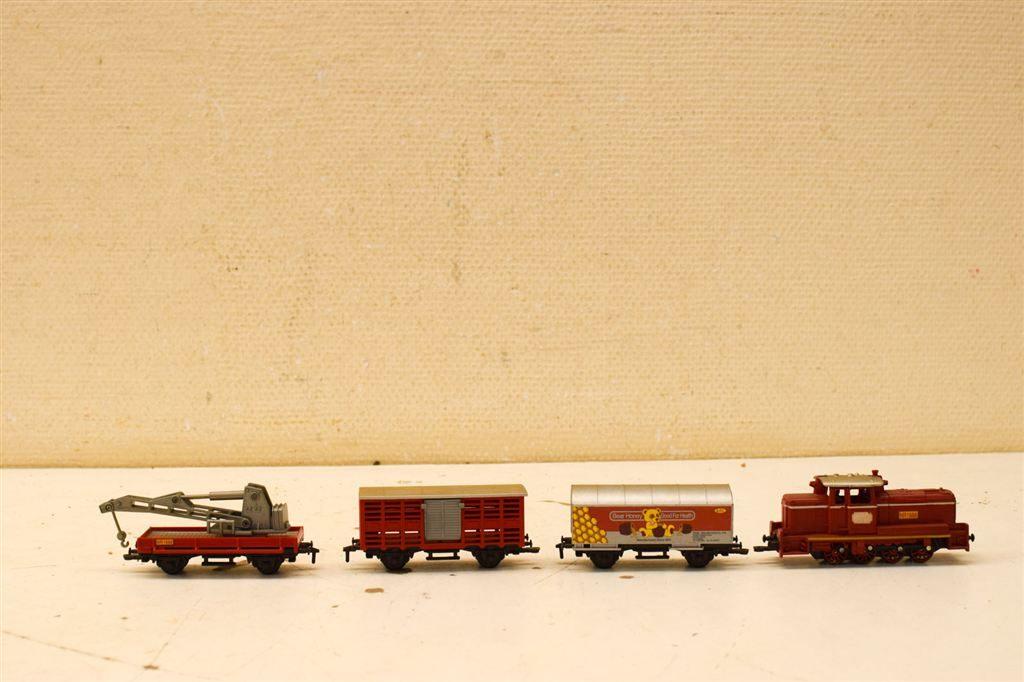 4 stuks 3 wagons en 1 locomotief 50644, Wisselstroom, Gebruikt, Wagon, Ophalen of Verzenden