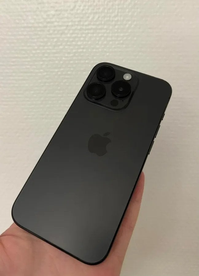 Apple iPhone 15 Pro - Zo goed als nieuw
