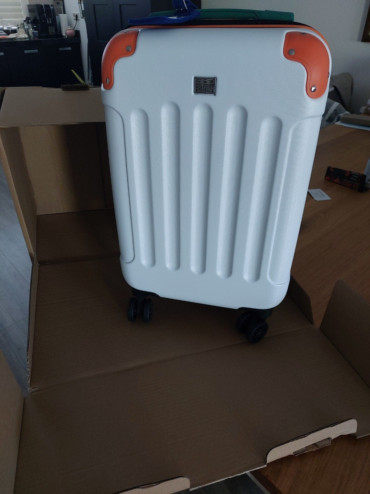 handbagage koffer 46x33x20 cm, Sieraden, Tassen en Uiterlijk, Koffers, 50 tot 60 cm, Hard kunststof, Ophalen of Verzenden, Zo goed als nieuw