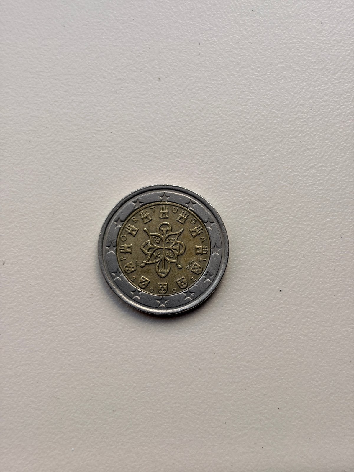 Portugal 2 Euro 2002 – Eerste editie euro-circulatiemunt, Postzegels en Munten, Ophalen of Verzenden, Portugal, 2 euro, Losse munt