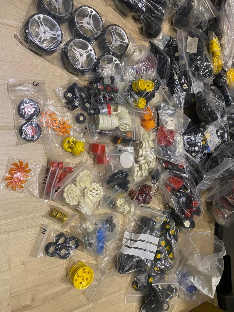 22kg Lego wielen, banden en velgen, Gebruikt, Overige thema's, Lego, Accessoire