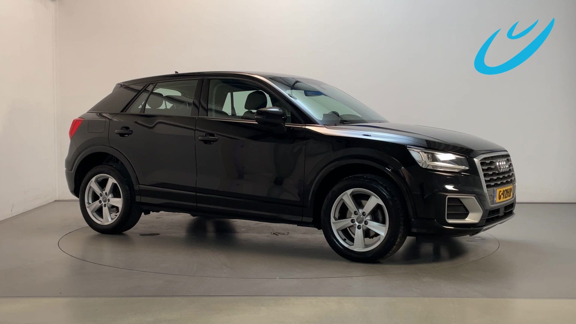 Audi Q2 30 TFSI Epic Navigatie LED Climate Control Parkeerse, Auto's, Voorwielaandrijving, Dealer onderhouden, Stof, Gebruikt
