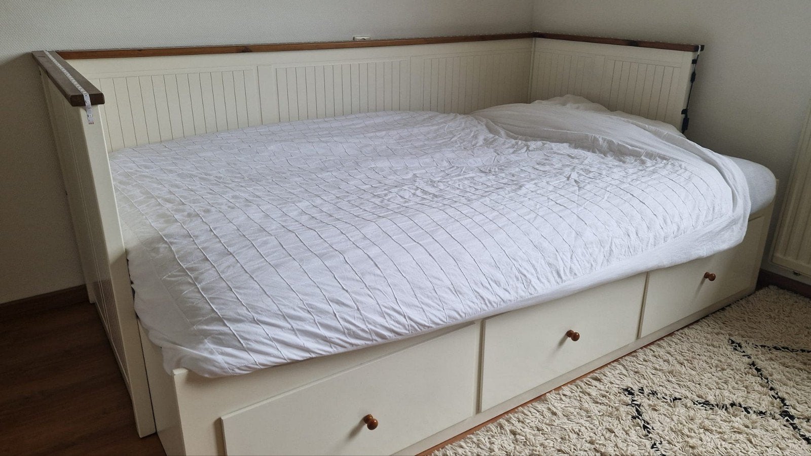 Complete slaapkamer: uitschuifbaar bed, kasten, nachtkastje, Ophalen, Gebruikt, Jongetje of Meisje