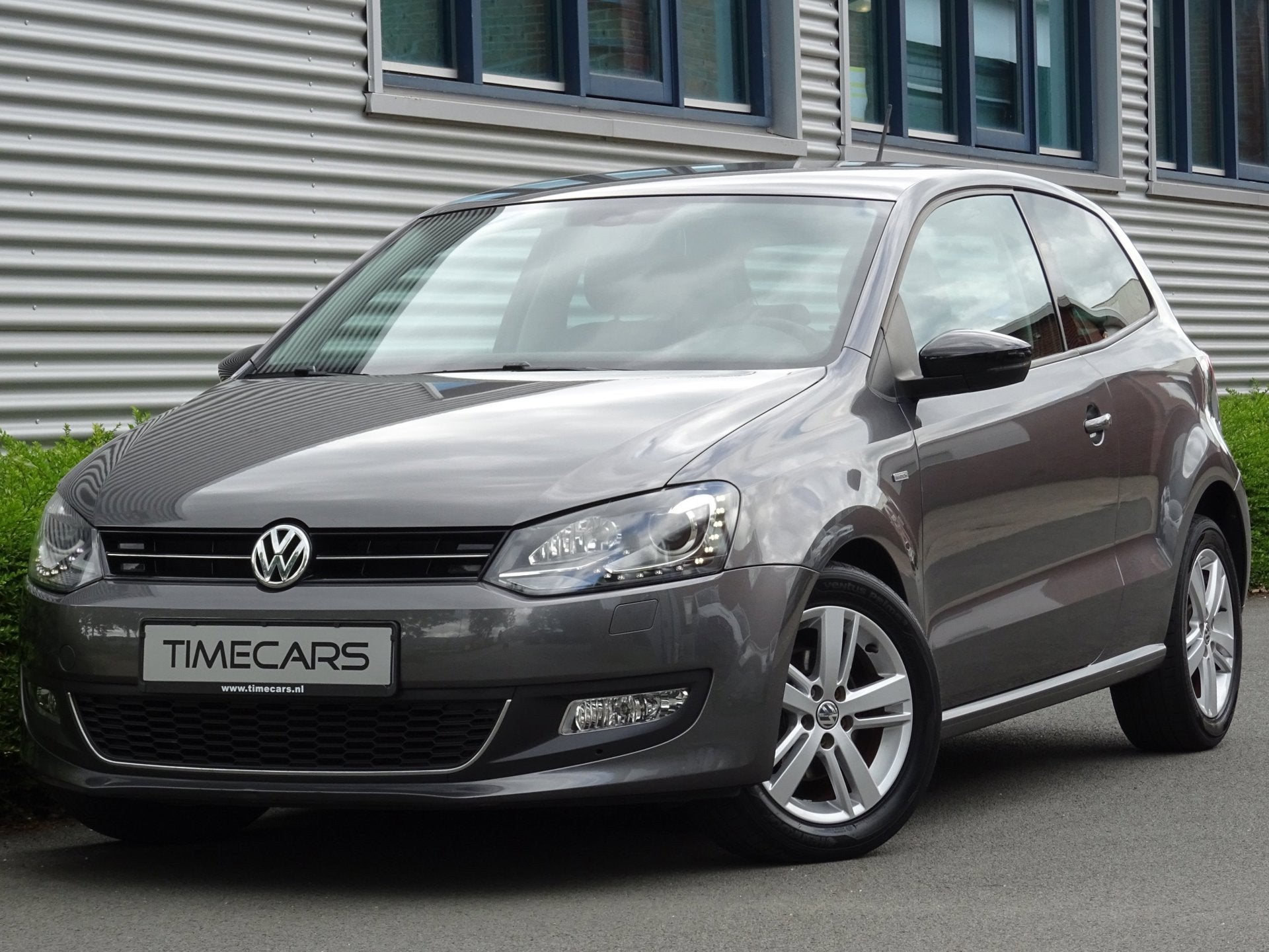 Volkswagen Polo 1.4 Match LED Xenon Leder Sportstoelen PDC, Auto's, Voorwielaandrijving, 86 pk, Gebruikt, Zwart