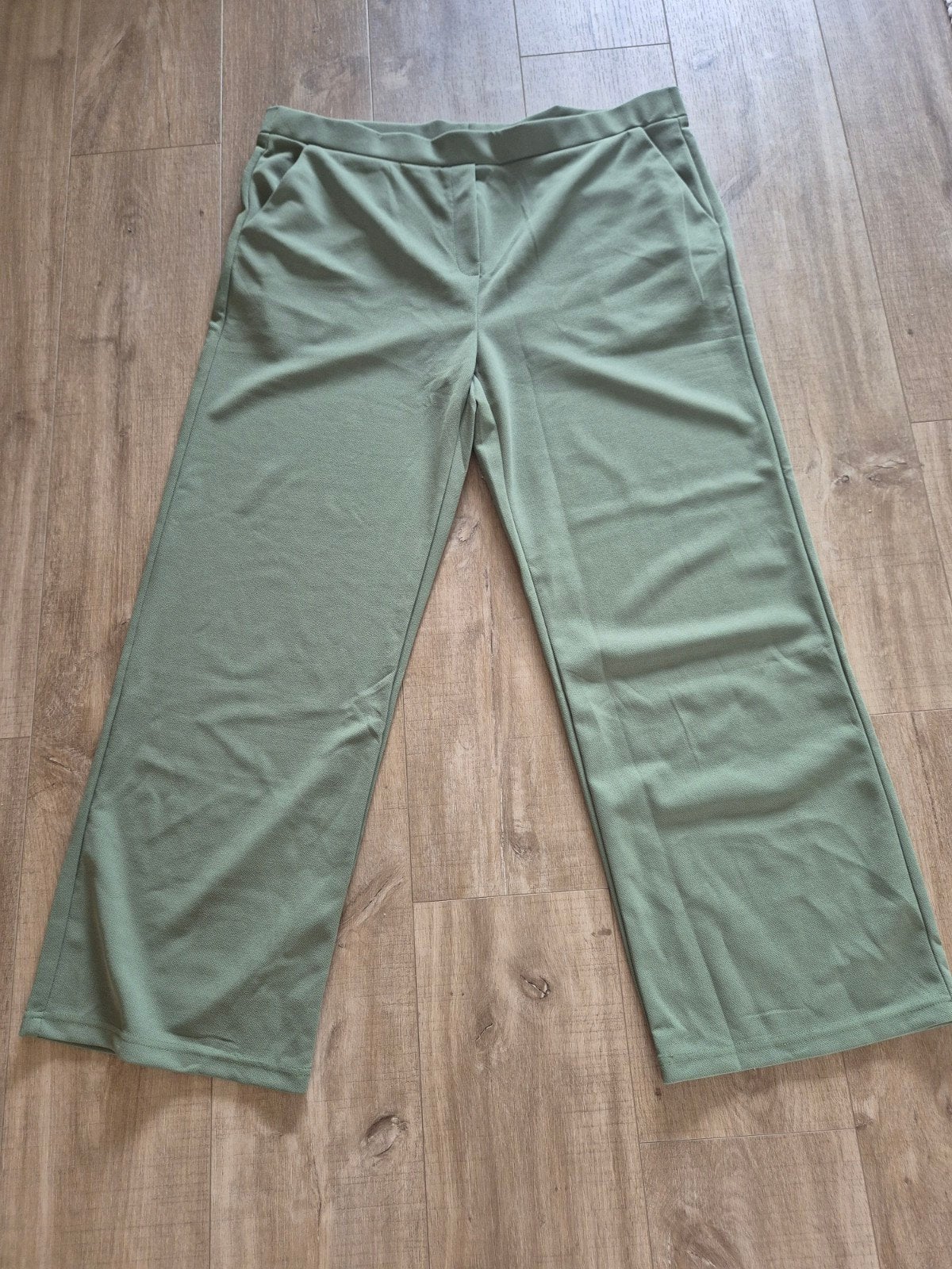 Groene broek Norah maat 48 nieuw, Maat 46/48 (XL) of groter, Nieuw, Ophalen of Verzenden, Norah