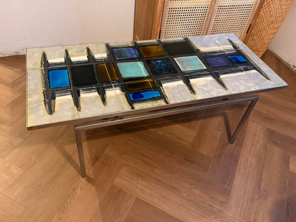 Belarti koffie tafel, Ophalen