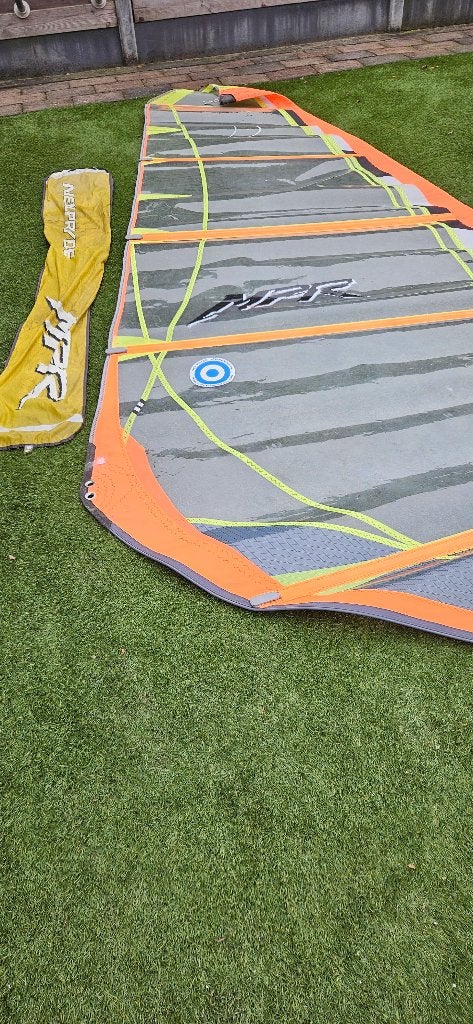 Te koop 3 surfzeilen en toebehoren, Ophalen, Gebruikt, Zeil