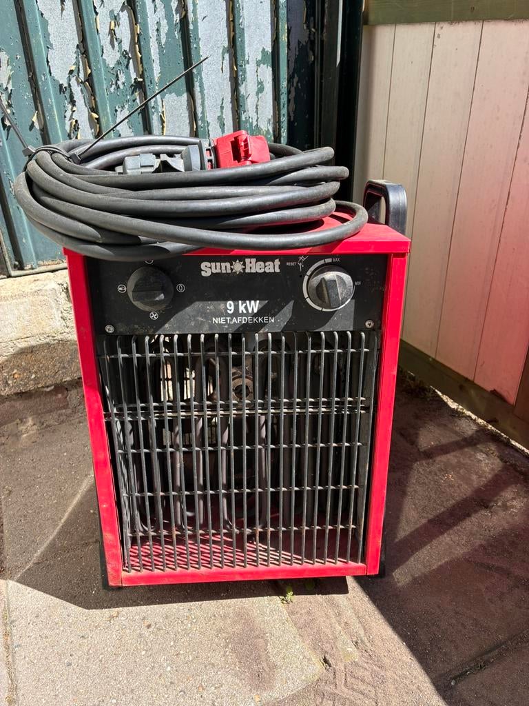 Krachtstroom bouwkachel 9kW 400V + verlengkabel, Ophalen, Gebruikt, Radiator, Minder dan 60 cm