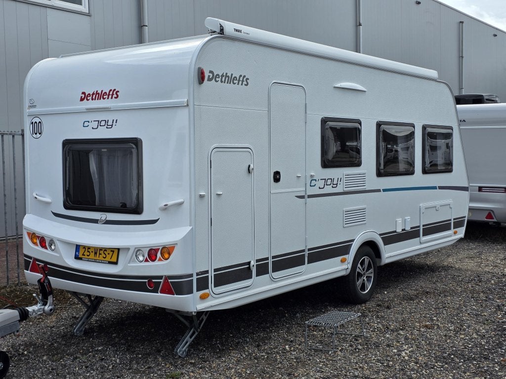 Dethleffs C'Joy 480 QLK, Caravans en Kamperen, Caravans, Dwarsbed, Schokbreker, Bedrijf, Dethleffs