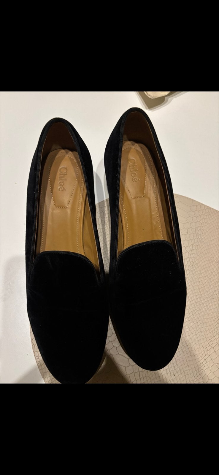 Chloé Black Velvet Loafers, Kleding | Dames, Ophalen of Verzenden, Gedragen, Zwart