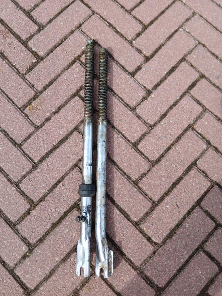 Honda Camino voorvork poten, Ophalen of Verzenden, Frame