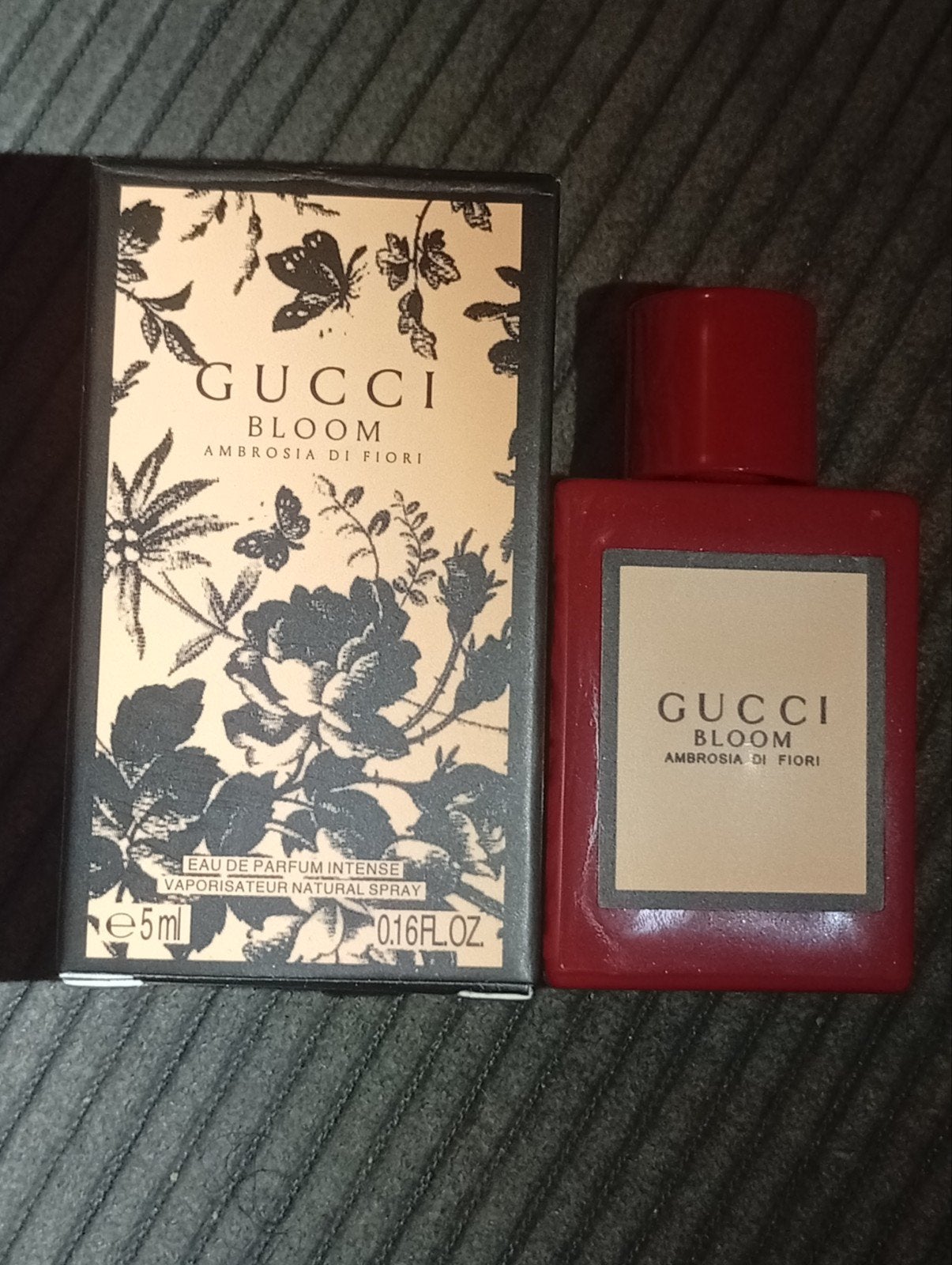 MiniGucci Bloom Ambrosia di Fiori Eau de Parfum Intense 5ml, Sieraden, Tassen en Uiterlijk, Uiterlijk | Parfum, Nieuw, Ophalen of Verzenden