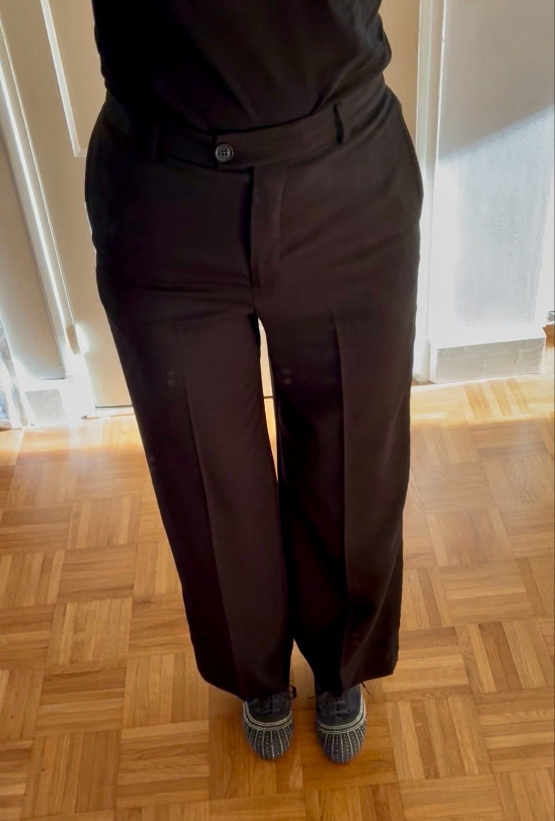 Zwarte pantalon met wijde pijpen, H&M, Maat 38/40 (M), Zwart, Ophalen of Verzenden, Zo goed als nieuw