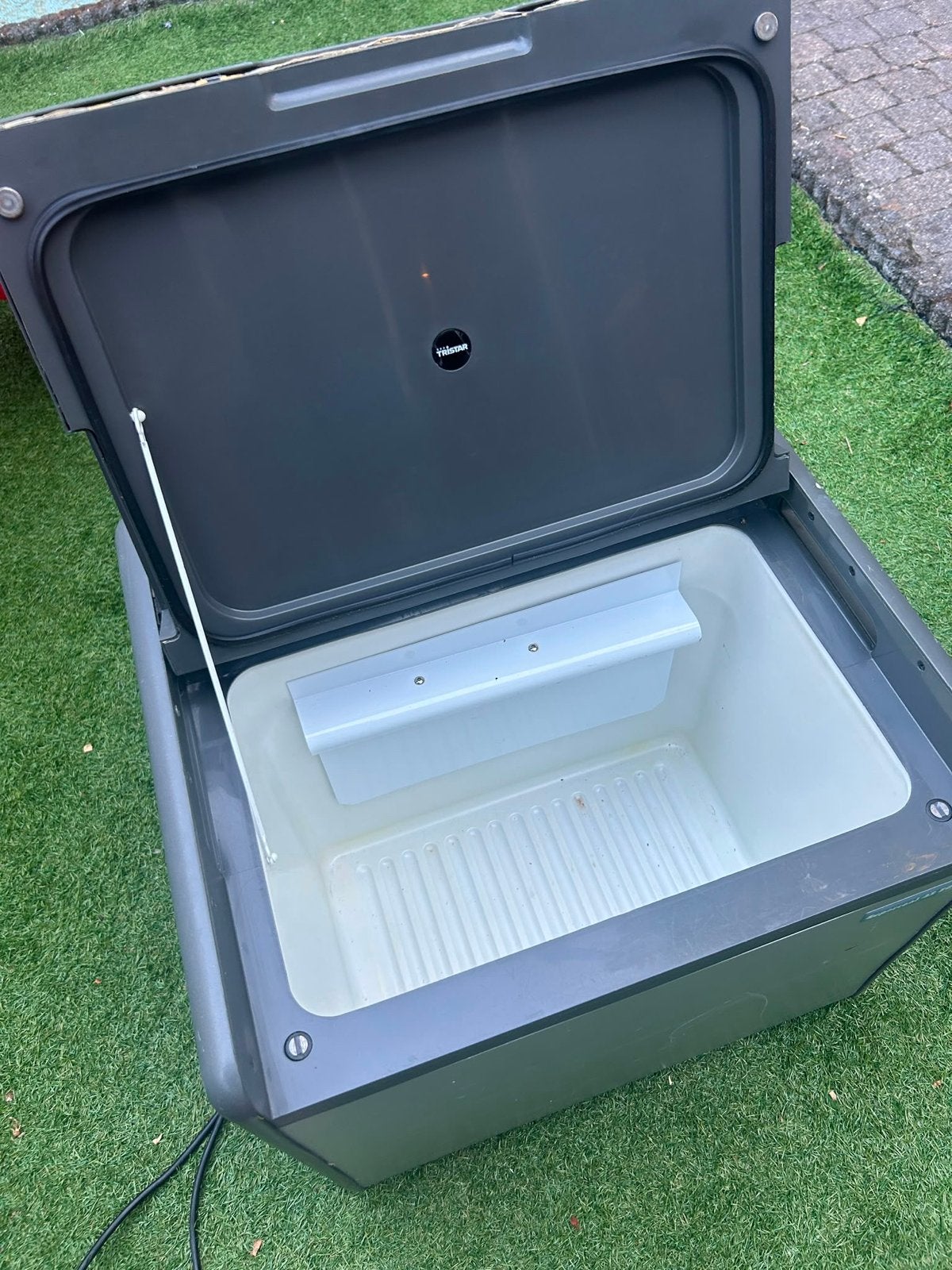 Gratis af te halen: Koelbox 45L (elektrisch/gas), Ophalen, Gebruikt, Koelbox, Elektrisch