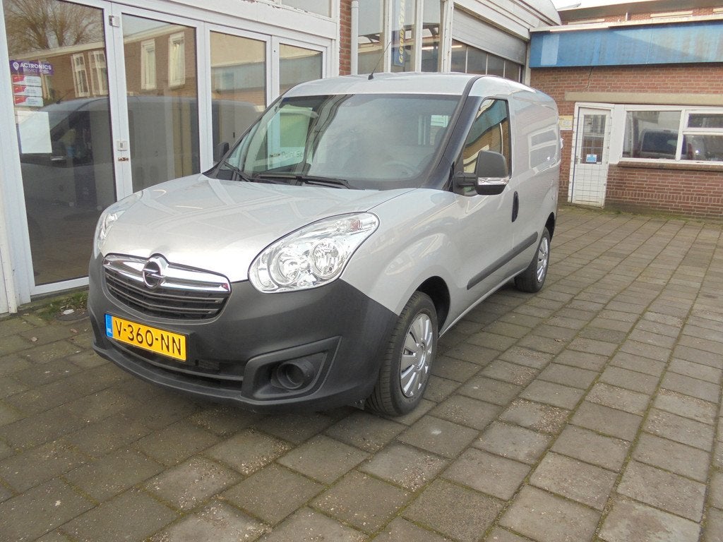 Opel Combo 1.3 CDTi L1H1 Edition trekhaak, airco (bj 2018), Auto's, Bestelauto's, Voorwielaandrijving, Elektrische ramen, Gebruikt