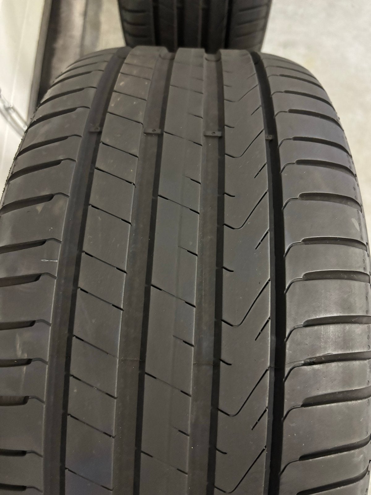 Pirelli Cinturato P7 zomerbanden - 225/45 R18 en 255/40 R18, Ophalen, 18 inch, Gebruikt, Band(en)