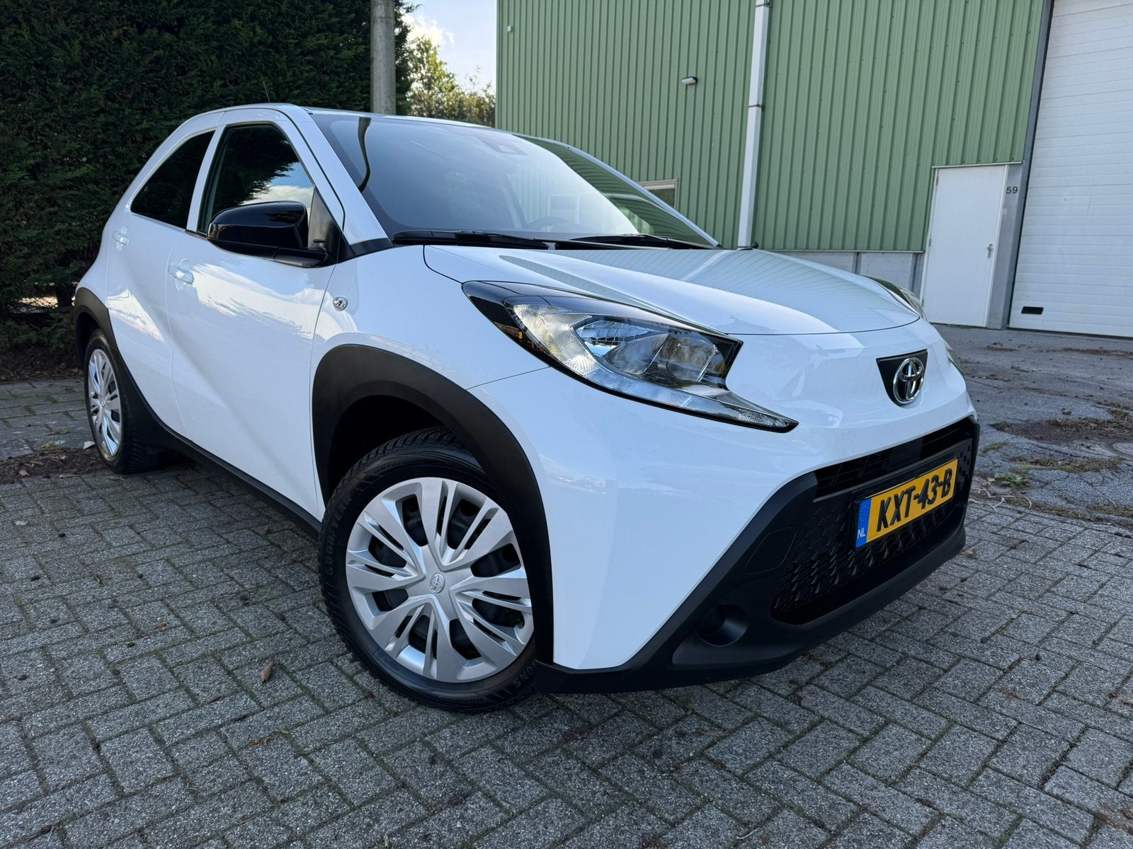 Toyota Aygo X 1.0 VVT-i CVT Automaat | CarPlay | Camera, Auto's, 4 stoelen, Wit, 3 cilinders, Geïmporteerd