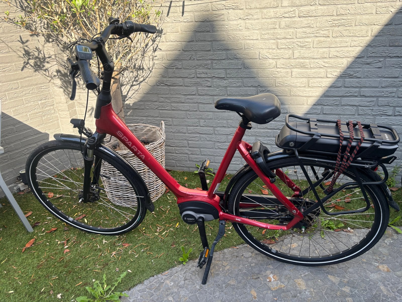 Nette Sparta e-bike met Bosch middenmotor en 300Wh accu, Fietsen en Brommers, Elektrische fietsen, Ophalen, Sparta, Gebruikt, 55 tot 59 cm