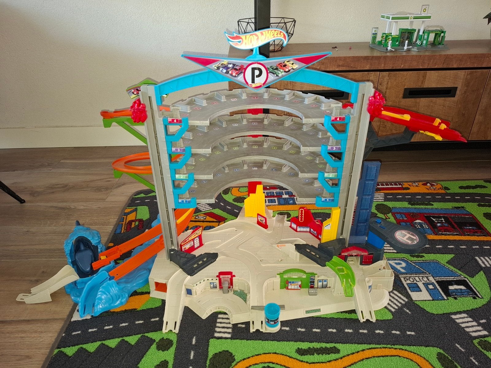 Grote Hotwheels garage, dit weekend op te halen voor weinig, Ophalen, Gebruikt