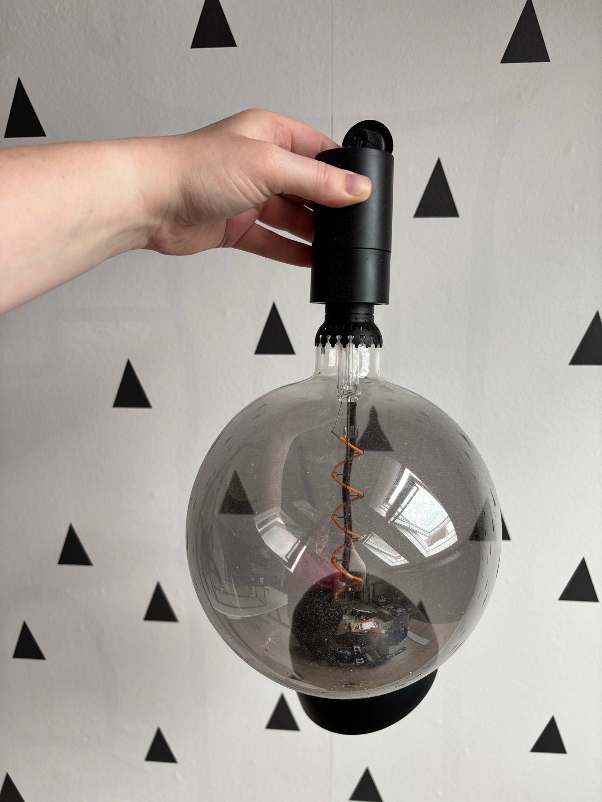 2 x IKEA grote LED lampen met spiraalfilament, Ophalen, Grijs, Zo goed als nieuw, Glas
