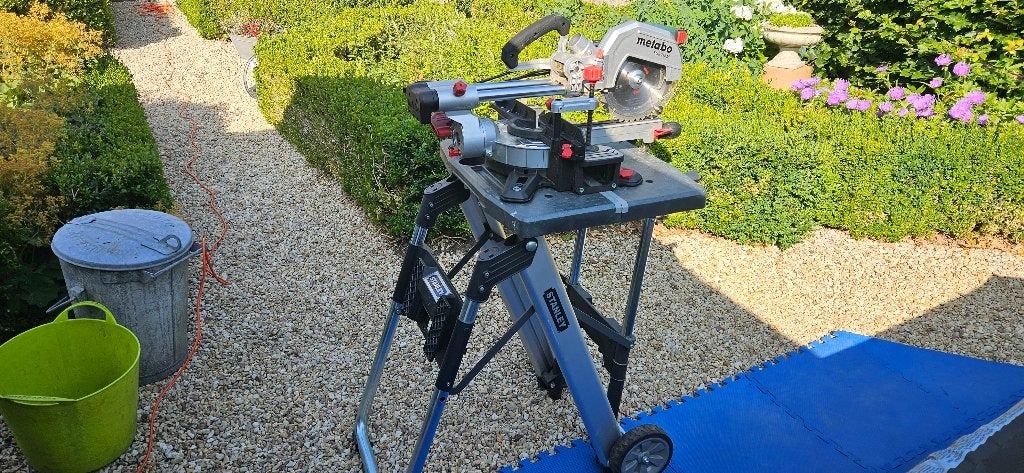 Afkortzaag Metabo, Doe-het-zelf en Verbouw, Ophalen, Zo goed als nieuw, Afkortzaag, 30 tot 70 mm