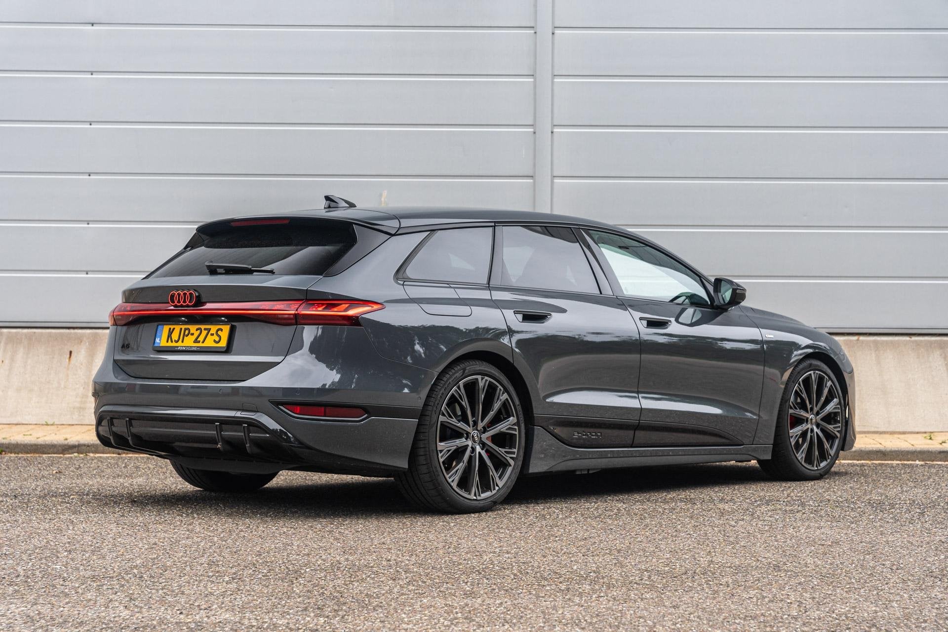Audi A6 Avant e-tron 286pk S edition 83 kWh | Trekhaak | Sch, Automaat, Achterwielaandrijving, Verwarmde buitenspiegels, 83 kWh