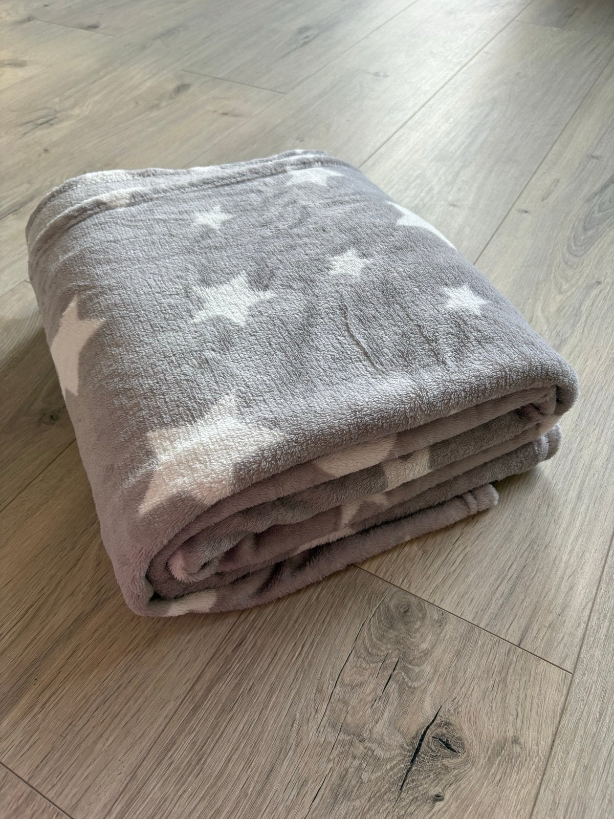 Zachte grijze deken met witte sterren, Fleecedeken, Gebruikt, Ophalen of Verzenden, Fleece