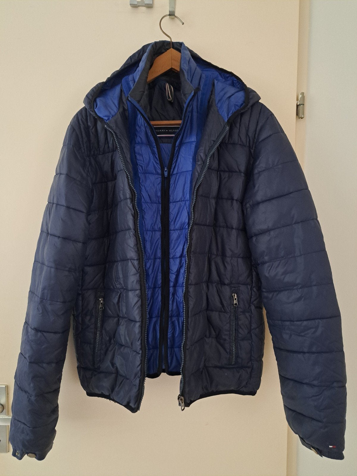 Tommy Hilfiger jas met dubbele rits. maat S, Blauw, Tommy Hilfiger, Ophalen of Verzenden, Gedragen