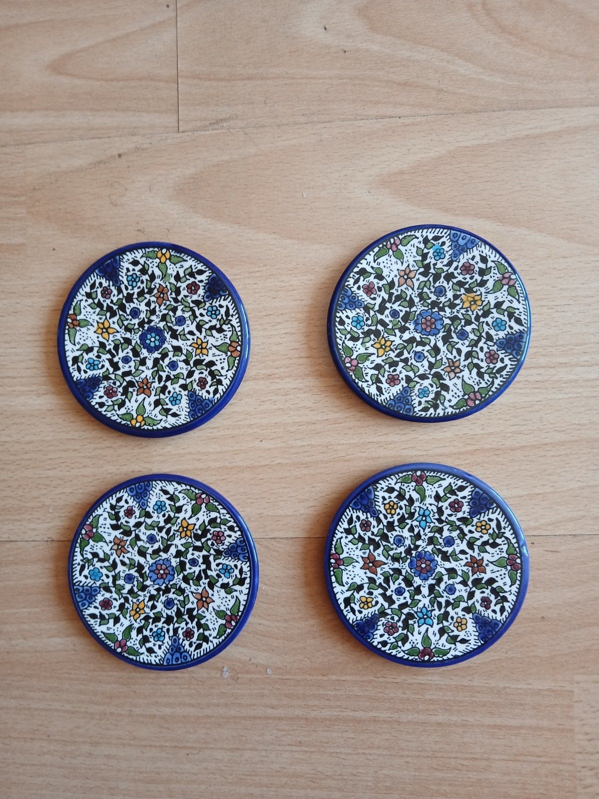 10 stuks keramiek uit Hebron, zie alle fotoos., Ophalen, Porselein of Keramiek, Schaal, Rond