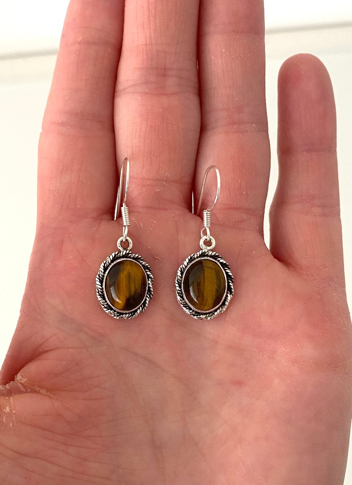 925 zilver. Zilveren oorbellen met tijgeroog, Hangers, Bruin, Verzenden, Nieuw