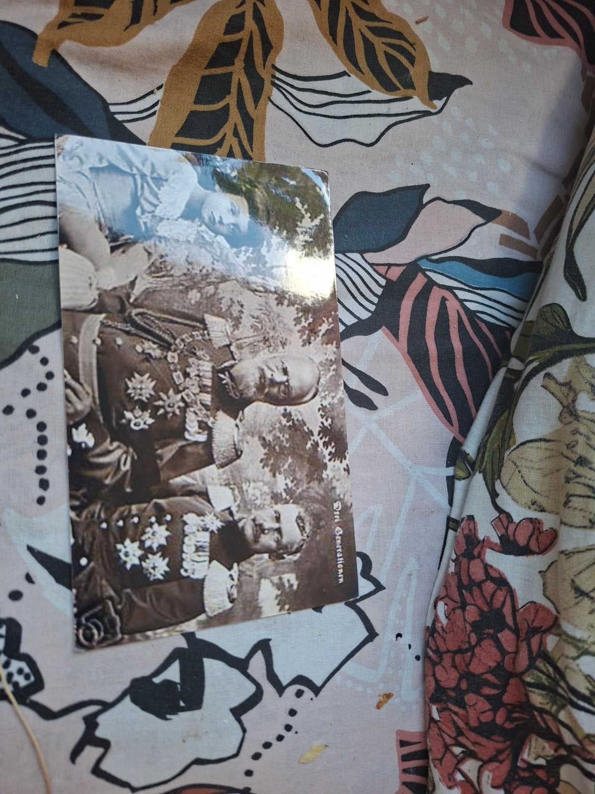 Oude foto: Drie Generaties (Drei Generationen), Gebruikt, Foto, Ophalen of Verzenden, Voor 1940
