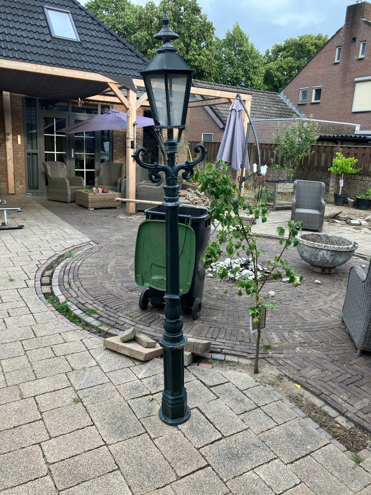 Gietijzeren tuinlamp, lantaarnpaal buitenverlichting, Tuin en Terras, Buitenverlichting, Ophalen, Gebruikt, Staande lamp, Netvoeding