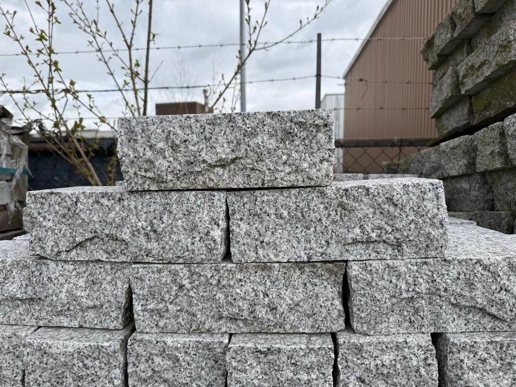 natuursteen stapelblokken graniet, Tuin en Terras, Biels, Ophalen of Verzenden, Natuursteen, Minder dan 100 cm