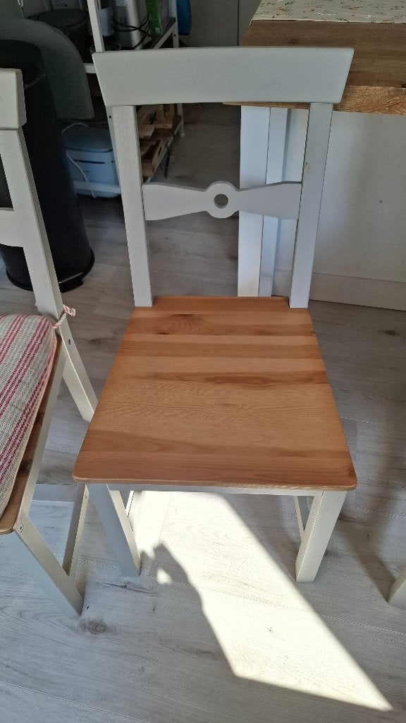 4 Gamleby eetkamerstoelen in goede staat, Huis en Inrichting, Stoelen, Ophalen, Gebruikt, Wit, Vier