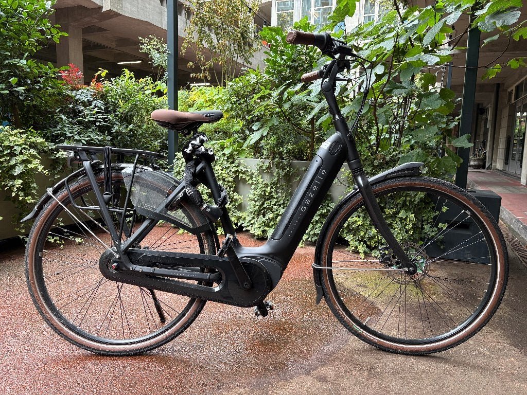 Gazelle Grenoble C8 - Ex-Leasefiets - 400 km, Ophalen, Zo goed als nieuw, 50 km per accu of meer, 55 tot 59 cm