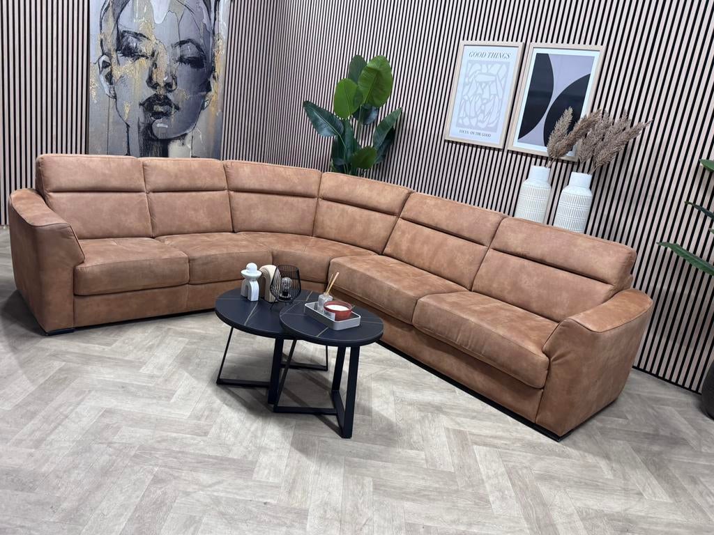 ZGAN Home Center Cognac Ronde Hoekbank - 295 x 255, Huis en Inrichting, Banken | Bankstellen, 250 tot 300 cm, -, -, Hoekbank