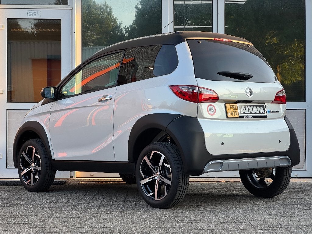 Aixam E-Crossover | BJ 2023 | 2.757 km | Nieuwstaat |, Zo goed als nieuw, 16 km/u of meer, 46 km of meer, Ophalen