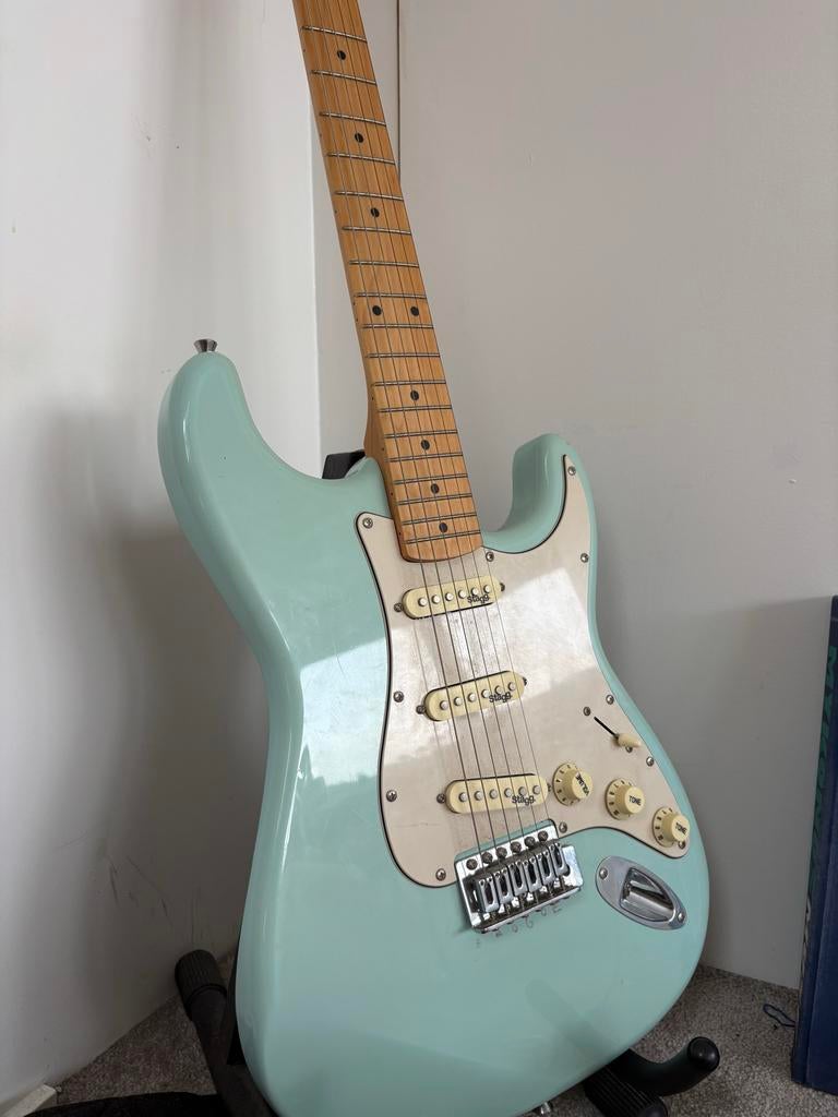 Stagg elektrische gitaar - Lichtblauw, Muziek en Instrumenten, Ophalen of Verzenden, Zo goed als nieuw, Solid body, Overige merken