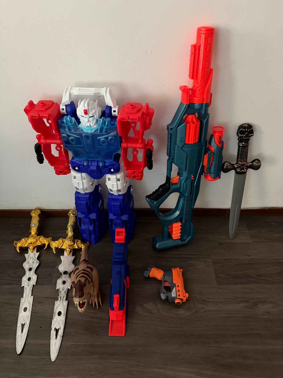 Speelgoedset: Transformer, Nerf geweren en zwaarden, Ophalen of Verzenden, Gebruikt, Jongen