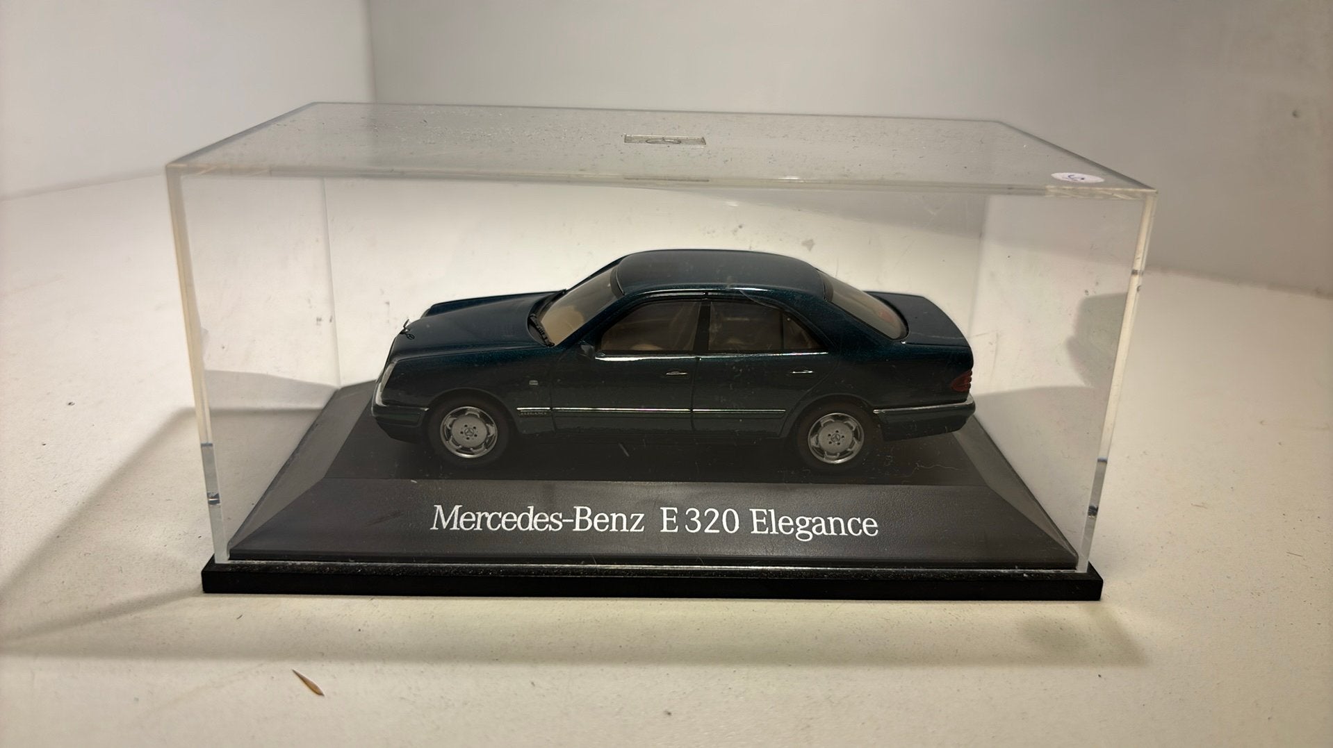 Mercedes benz e320 elegance minatuur car, Overige merken, Auto, Ophalen of Verzenden, A