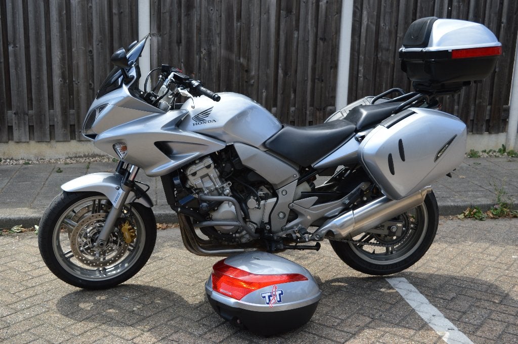Honda CBF 1000 ABS, 4 cilinders, Motorrijbewijs A, Gebruikt, Particulier