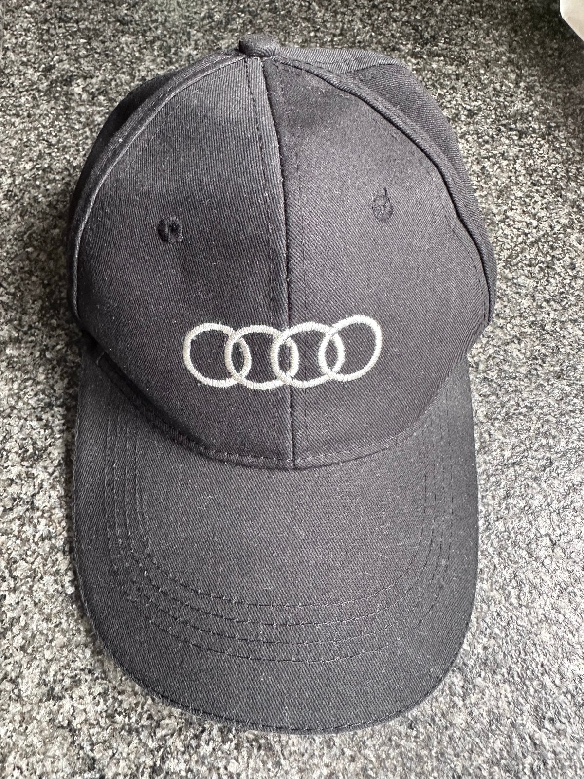 Zwarte Baseballcap met Audi Logo, Ophalen of Verzenden, Gedragen, One size fits all, Pet