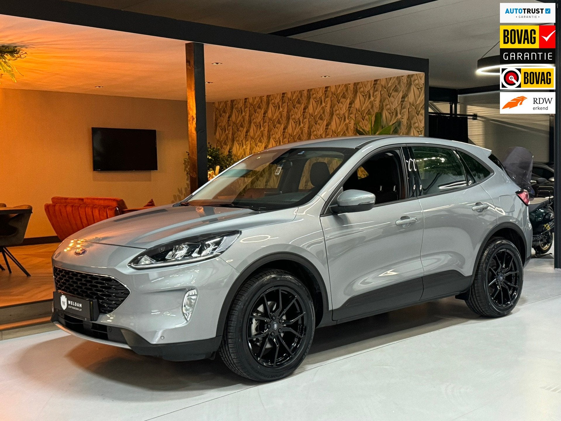 Ford Kuga 1.5 EcoBoost|1.800KG Trekgewicht|CarPlay|Keyless|P, Auto's, Voorwielaandrijving, Gebruikt, Bedrijf, Handgeschakeld