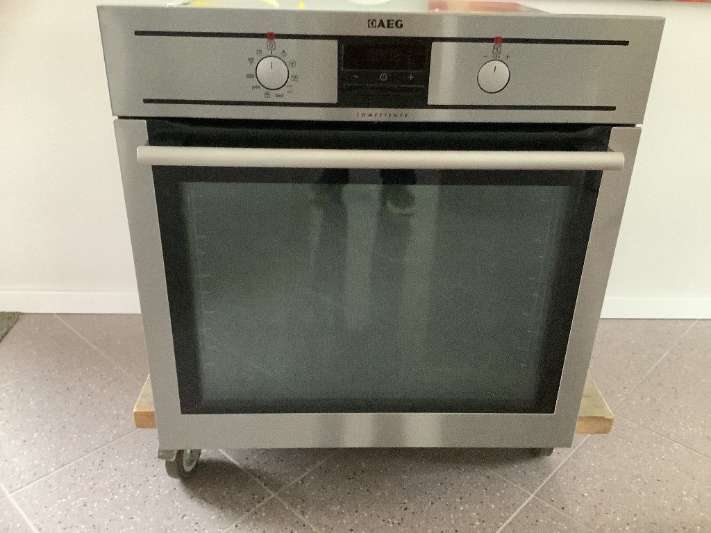 Inbouw oven AEG BP 300 300, Ophalen, Inbouw, 55 tot 60 cm, 45 tot 60 cm