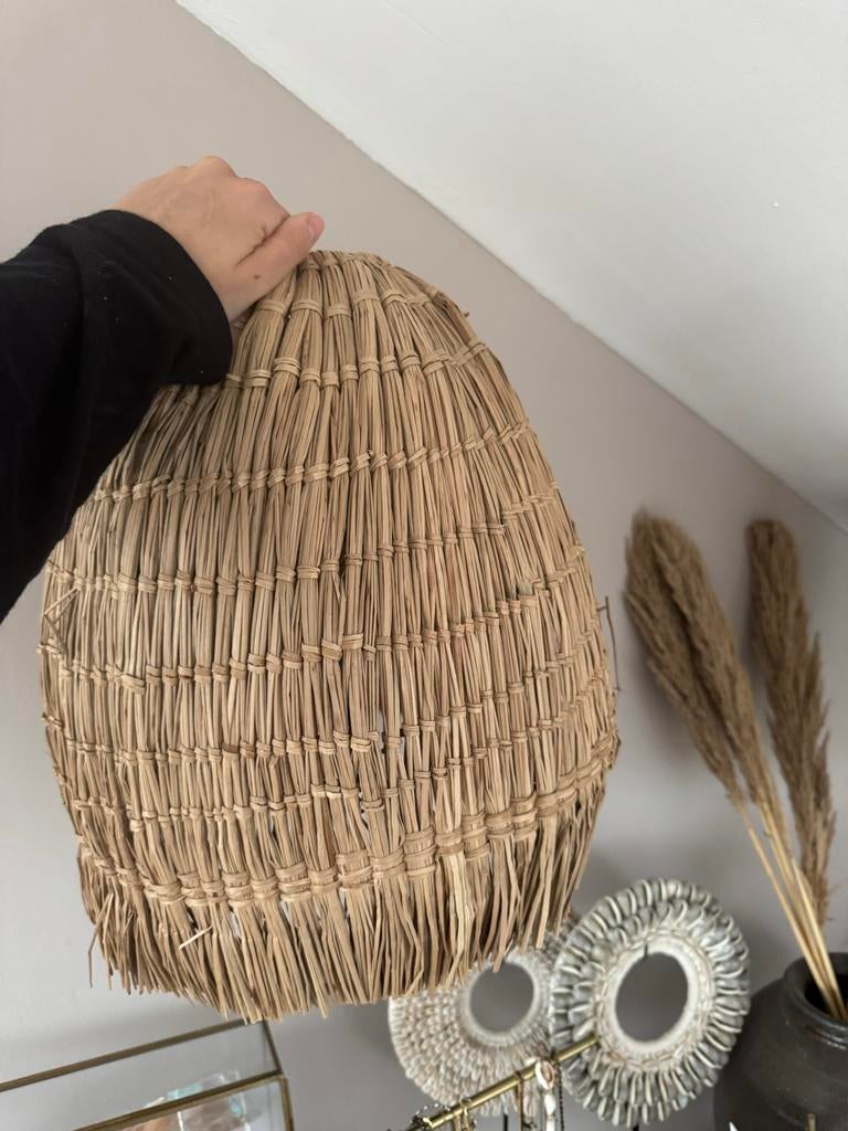 Prachtige rieten lampenkap - Boho stijl van De Troubadour, Ophalen, Zo goed als nieuw, Beige, Rond